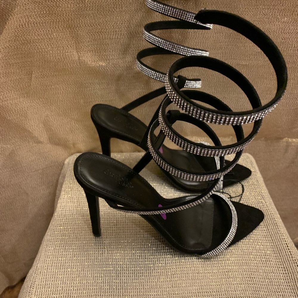 Heels - Picture 2 of 2